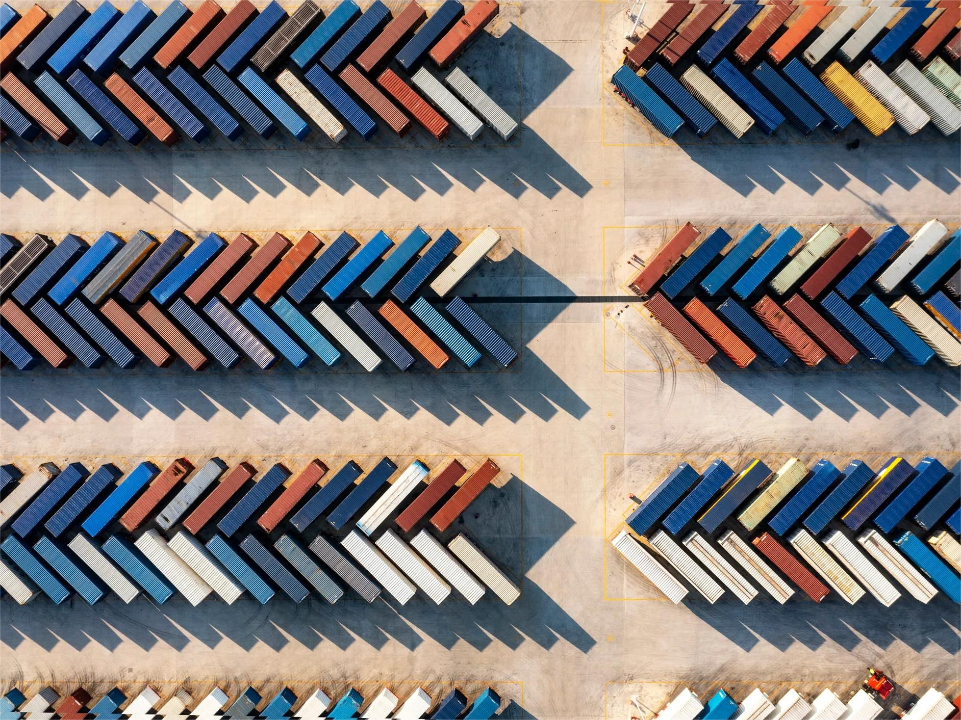 Comparison table for China to UAE shipping methods